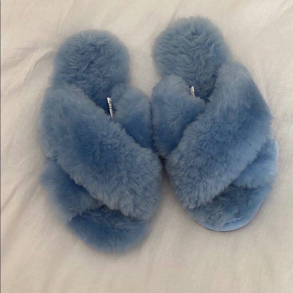 EMU slippers